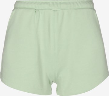 Obey Regular Pants 'Lisa' in Green: front