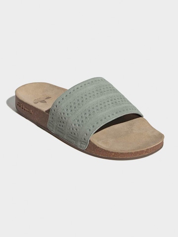 ADIDAS ORIGINALS Μιούλ 'Adilette' σε πράσινο: μπροστά
