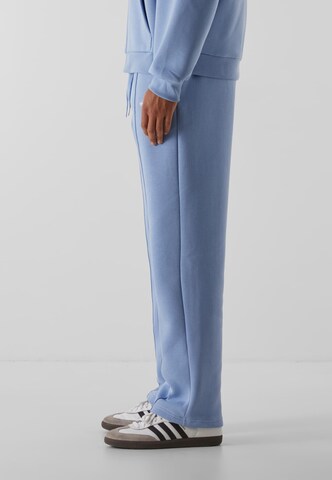 9N1M SENSE Loosefit Hose 'Essential' in Blau