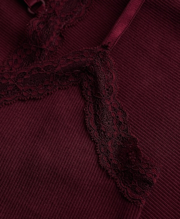 Superdry & Co Top 'Essential' in Rood
