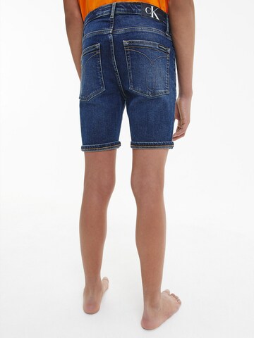 Calvin Klein Jeans Slimfit Shorts in Blau