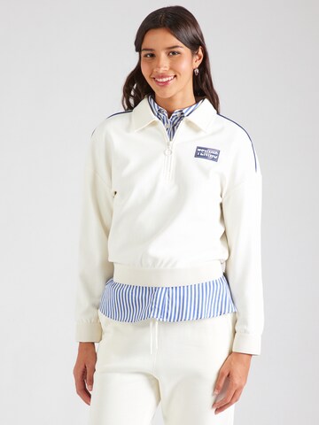 EA7 Emporio Armani Sweatshirt 'TRAIN TENNIS CLUB' in White: front