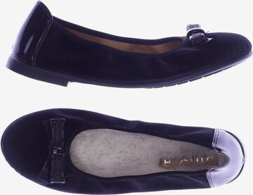 UNISA Flats & Loafers in 37 in Black: front