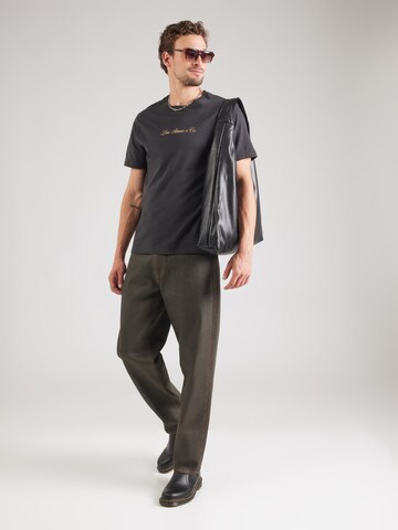 LEVI'S ® T-Shirt 'Classic Graphic Tee' in Grau