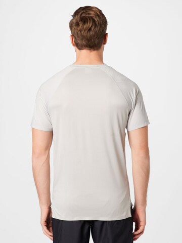 Superdry - Camiseta funcional en blanco