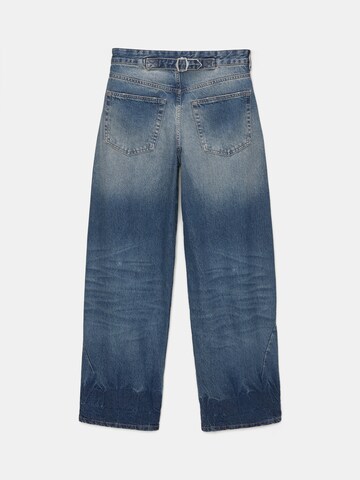 Pull&Bear Loosefit Džíny – modrá