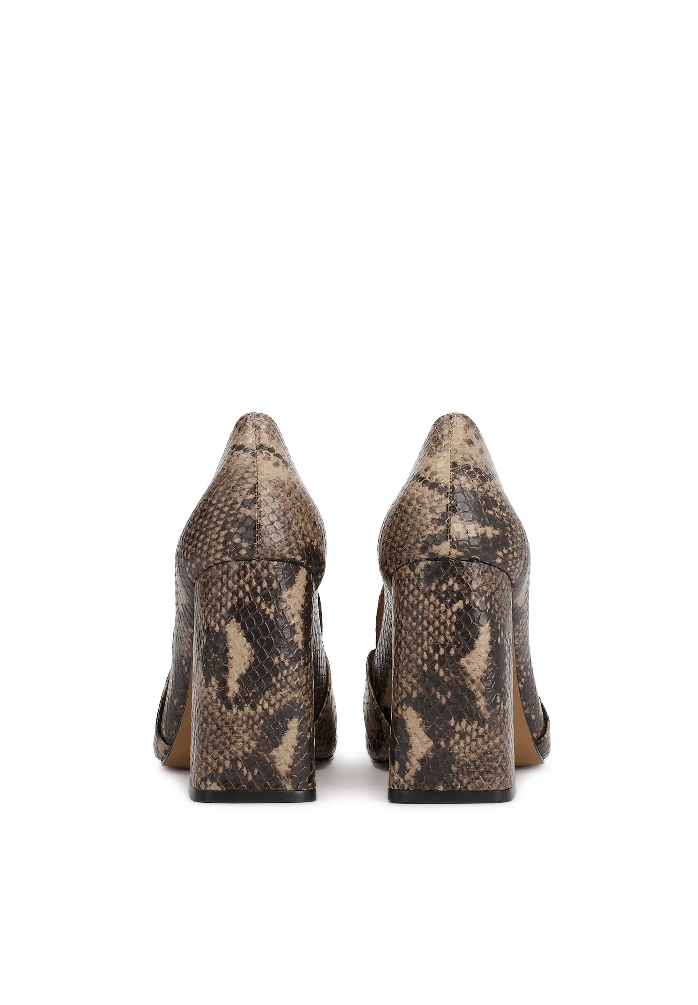 Kazar Pumps in Beige