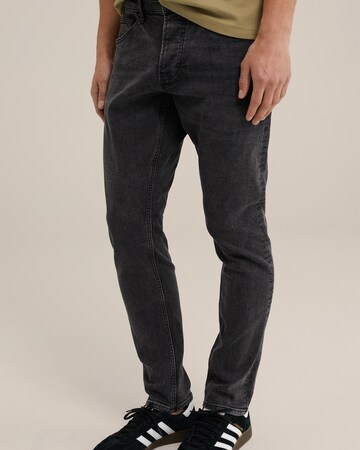 WE Fashion Slim fit Jeans in Black: front