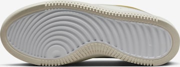 Nike Sportswear Rövid szárú sportcipők 'Court Vision Alta' - fehér