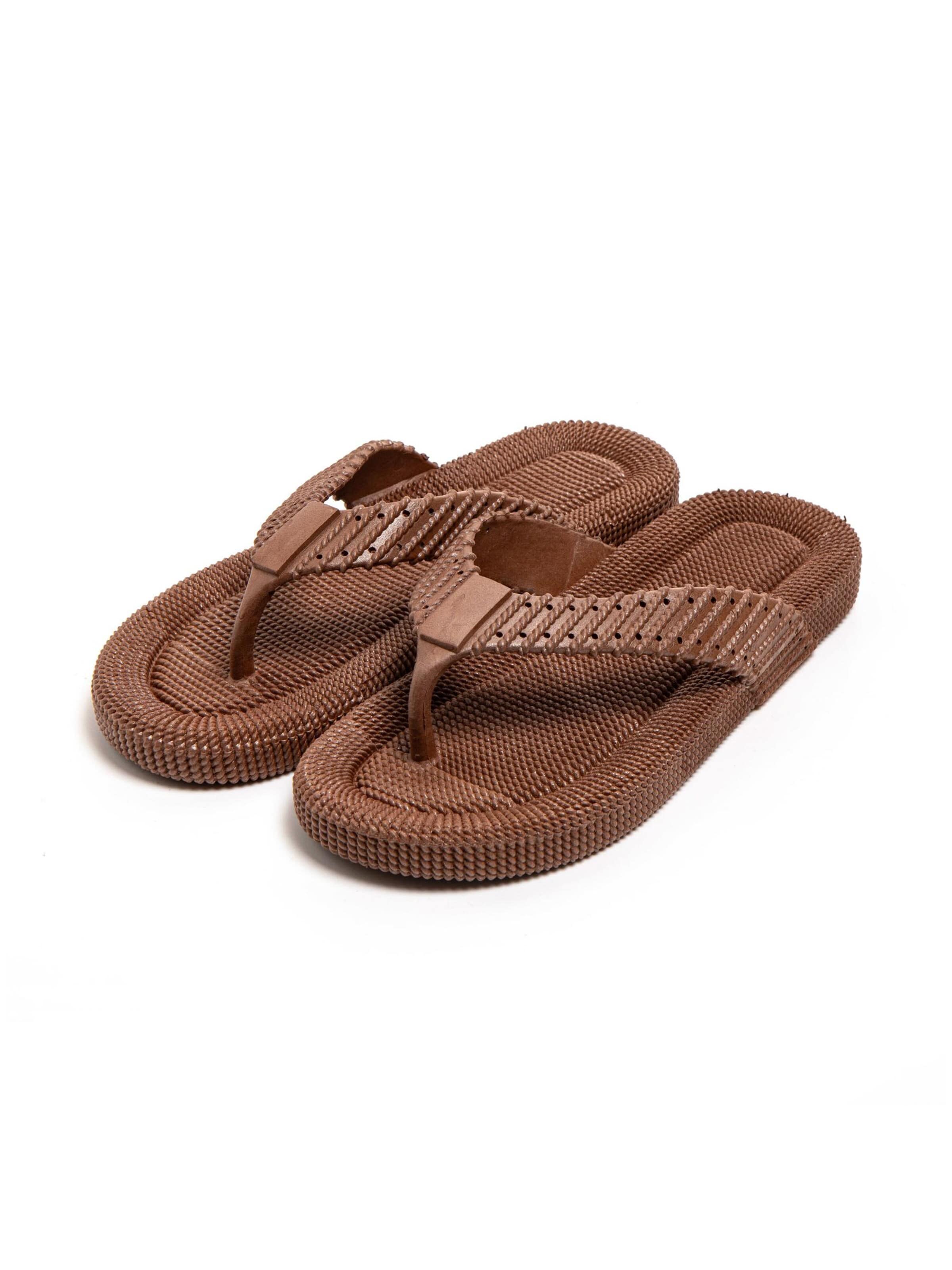 Brasileras - Zapatos para playa y agua 'Sandito' en marrón