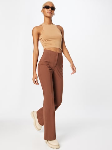 Top di Nasty Gal in beige