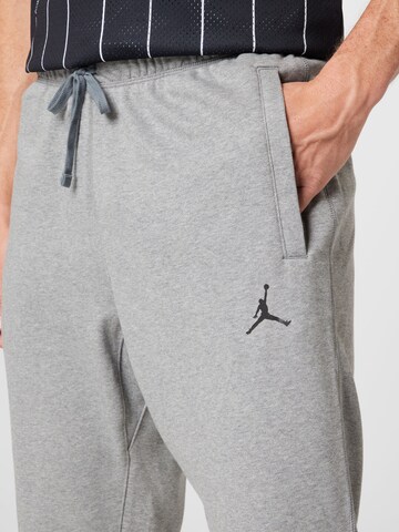 Jordan Tapered Broek in Grijs