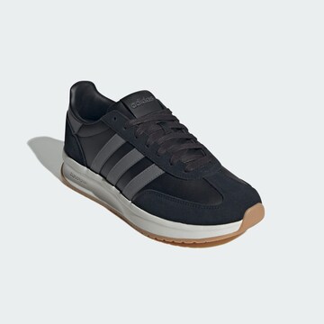 Sneaker bassa 'Run 70s 2.0' di ADIDAS SPORTSWEAR in nero