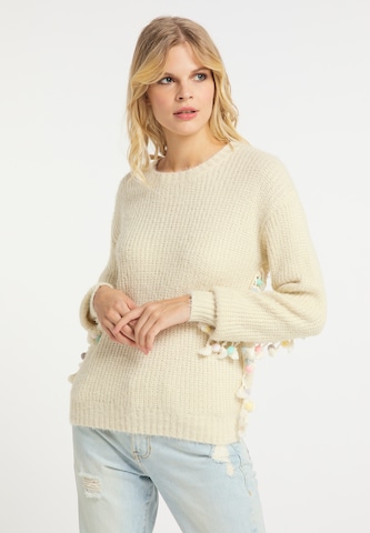 IZIA Sweater in Beige: front