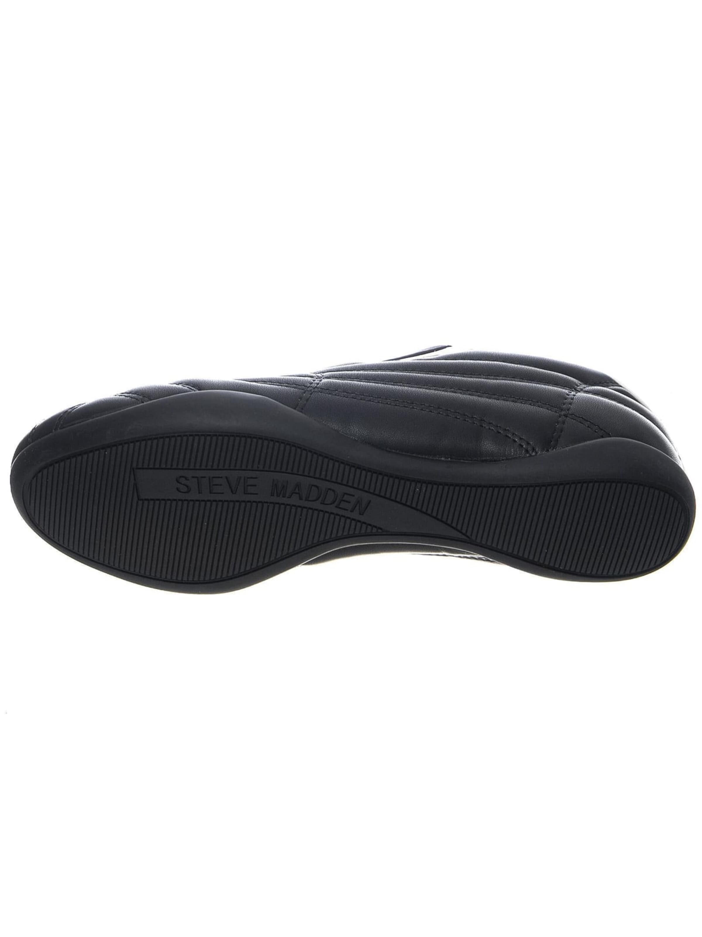 STEVE MADDEN Buty sportowe sznurowane 'Namaste Shoes' w kolorze czarny