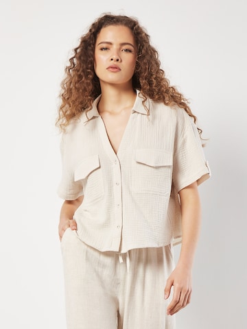 Chemisier Apricot en gris : devant