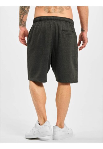 DEF Loosefit Shorts 'Bobi' in Grau