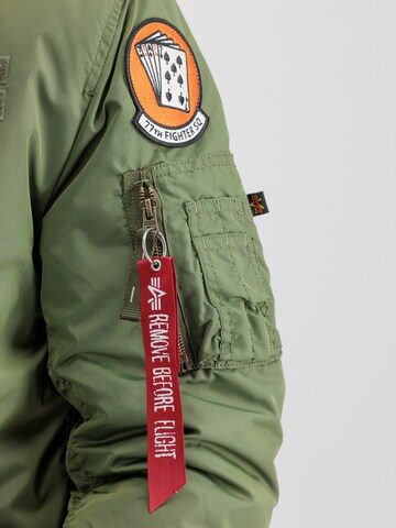 ALPHA INDUSTRIES Zimska jakna 'Injector III Air Force' | zelena barva