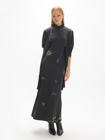 Lola Casademunt - Vestido en negro