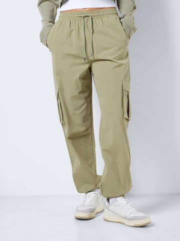 Noisy may Regular Cargo Pants 'Kirby' in Green: front