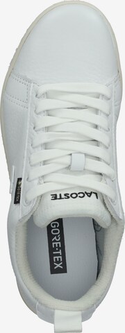 Baskets basses LACOSTE en blanc