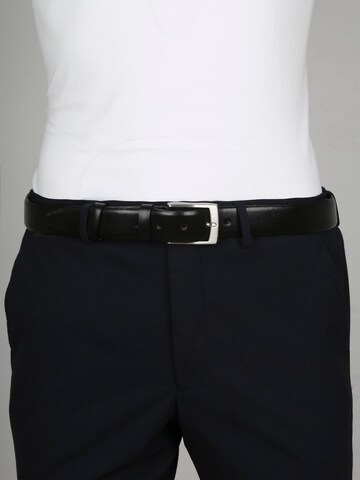 Profuomo Belt in Black: front