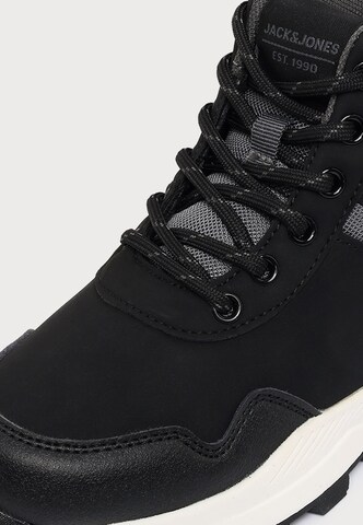 Cizme 'JFWTREK' de la Jack & Jones Junior pe negru