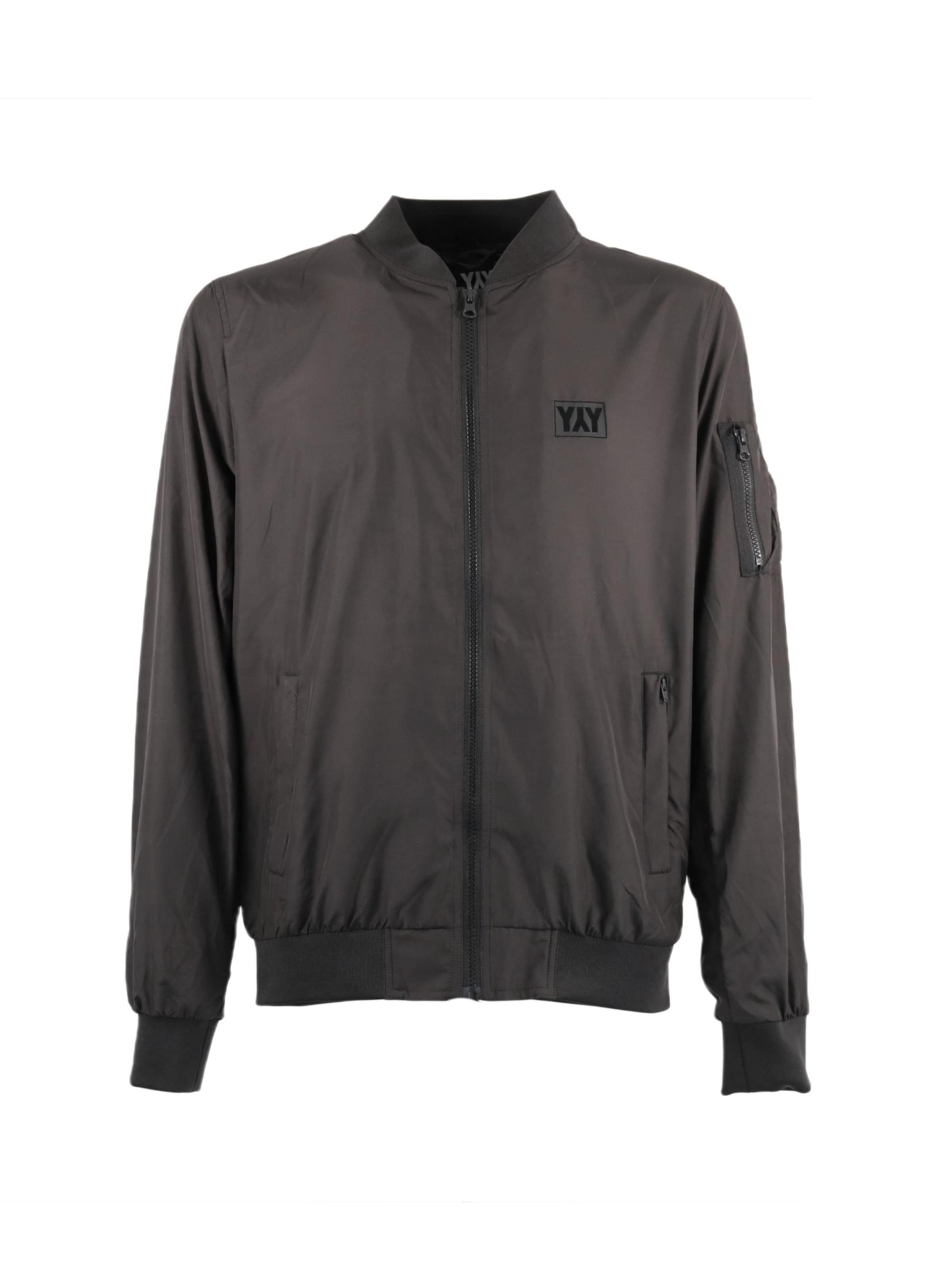 HEFTYKA Between-Season Jacket 'BOMBER LIGHT JACKET' in Black: front