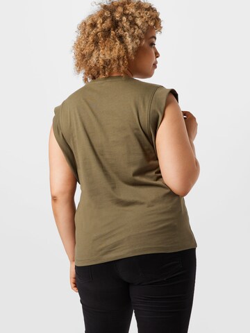 Vero Moda Curve Shirt 'PLACE' in Grün