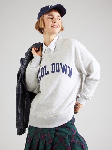 Abercrombie & Fitch Tréning póló - szürke: elől