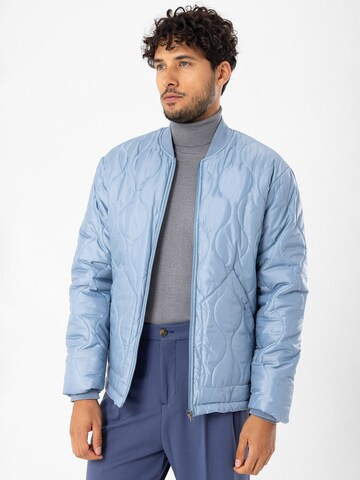Antioch Übergangsjacke in Blau: Vorderseite