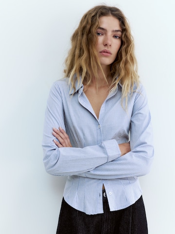 Pull&Bear Blouse in Blue: front