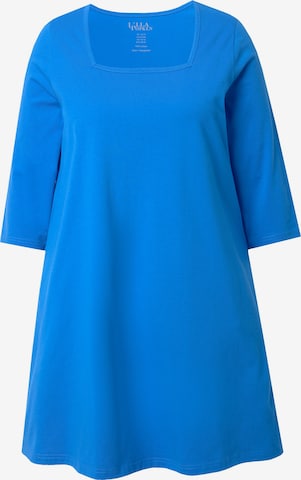 T-shirt Ulla Popken en bleu : devant
