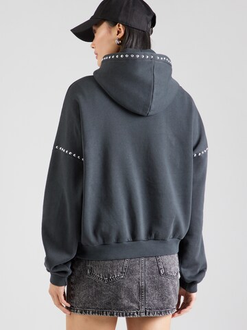 ABOUT YOU Sweatshirt 'Mira' in Grey