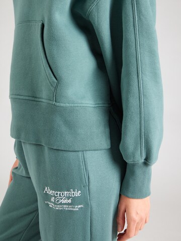 Sweat-shirt 'ESSENTIAL EAST/WEST' Abercrombie & Fitch en vert