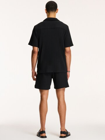 Shiwi Regular Shorts in Schwarz