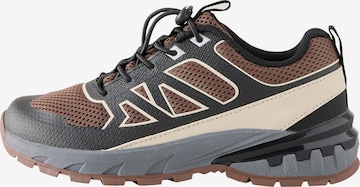 Next Sneaker in Braun: Vorderseite