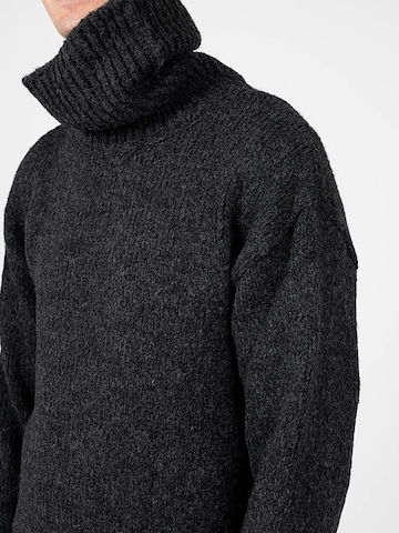 La Haine Inside US Sweter w kolorze szary
