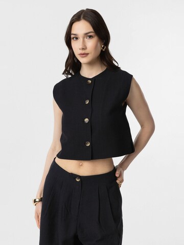 Antioch Vest 'Theresa' in Black: front