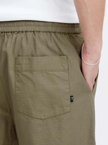 Regular Pantaloni 'Israel' de la !Solid pe verde