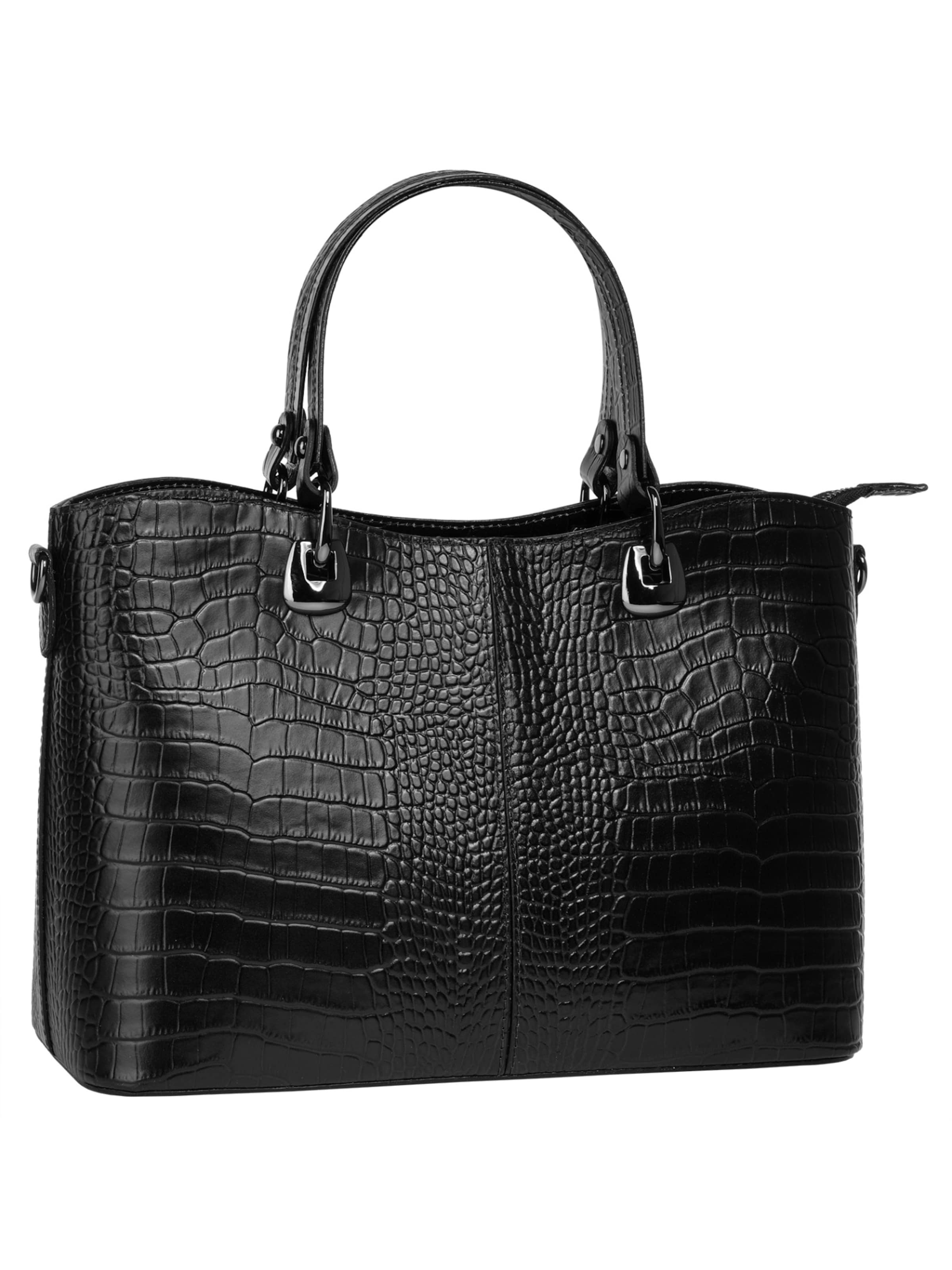 Cluty Handbag in Black