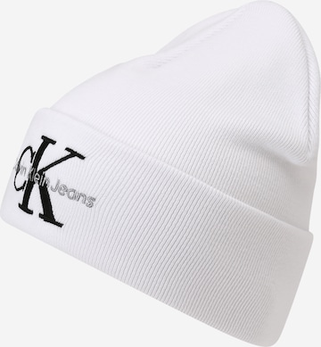 Calvin Klein Jeans Cap in White: front