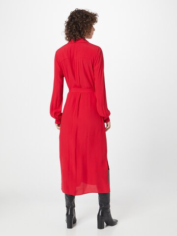 Rochie tip bluză 'NIRRA' de la minimum pe roșu