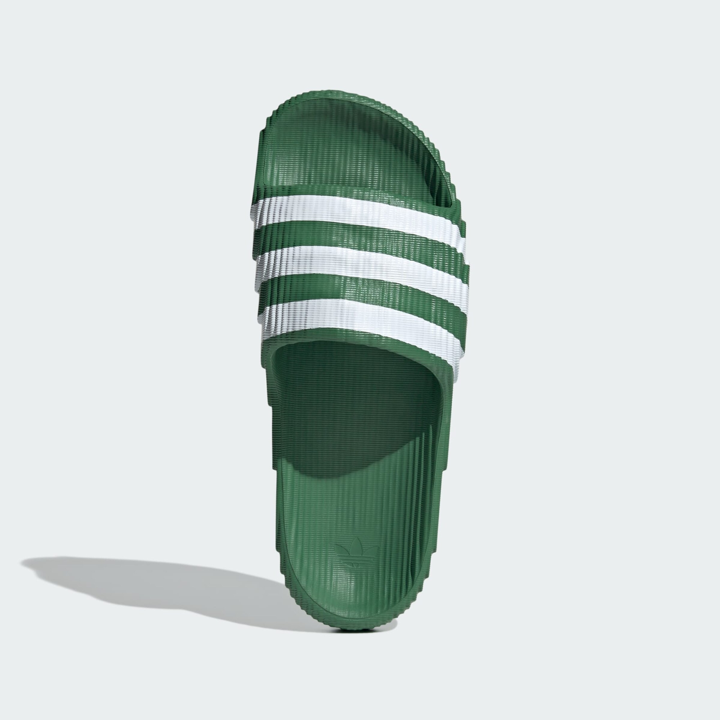 adilette groen