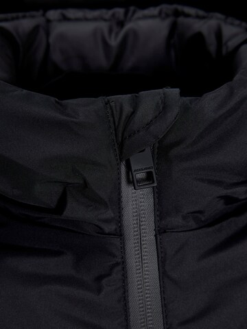 Jack & Jones Junior - Chaqueta de invierno 'JJSage' en negro