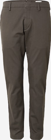Pantaloni chino 'Theo 1420' di NN07 in verde: frontale
