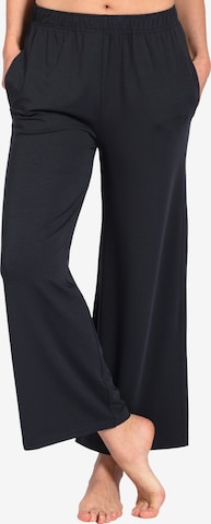 Magadi Loosefit Sporthose 'Naomi' in Schwarz: Vorderseite