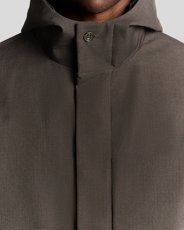 Lyle & Scott Tussenparka 'Military' in Grijs