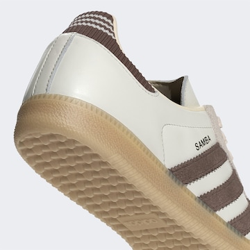 Baskets basses 'SAMBA' ADIDAS ORIGINALS en blanc