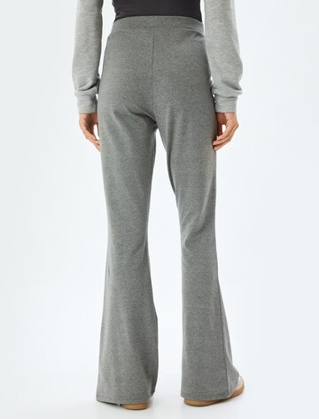 Koton Flared Broek in Grijs